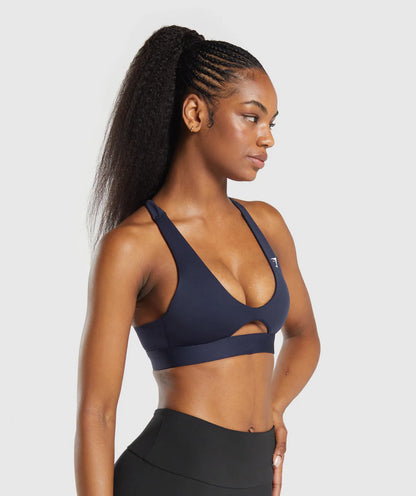 PEEK A BOO SPORTS BRA- MUJER GYMSHARK